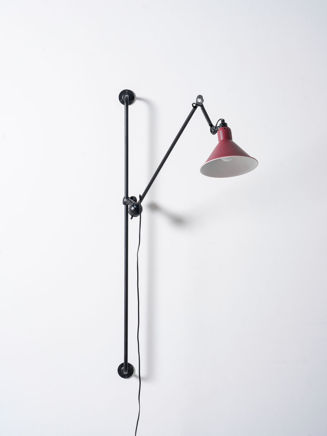 Support Frame Rocker Wall Lamp - Vakkerlight