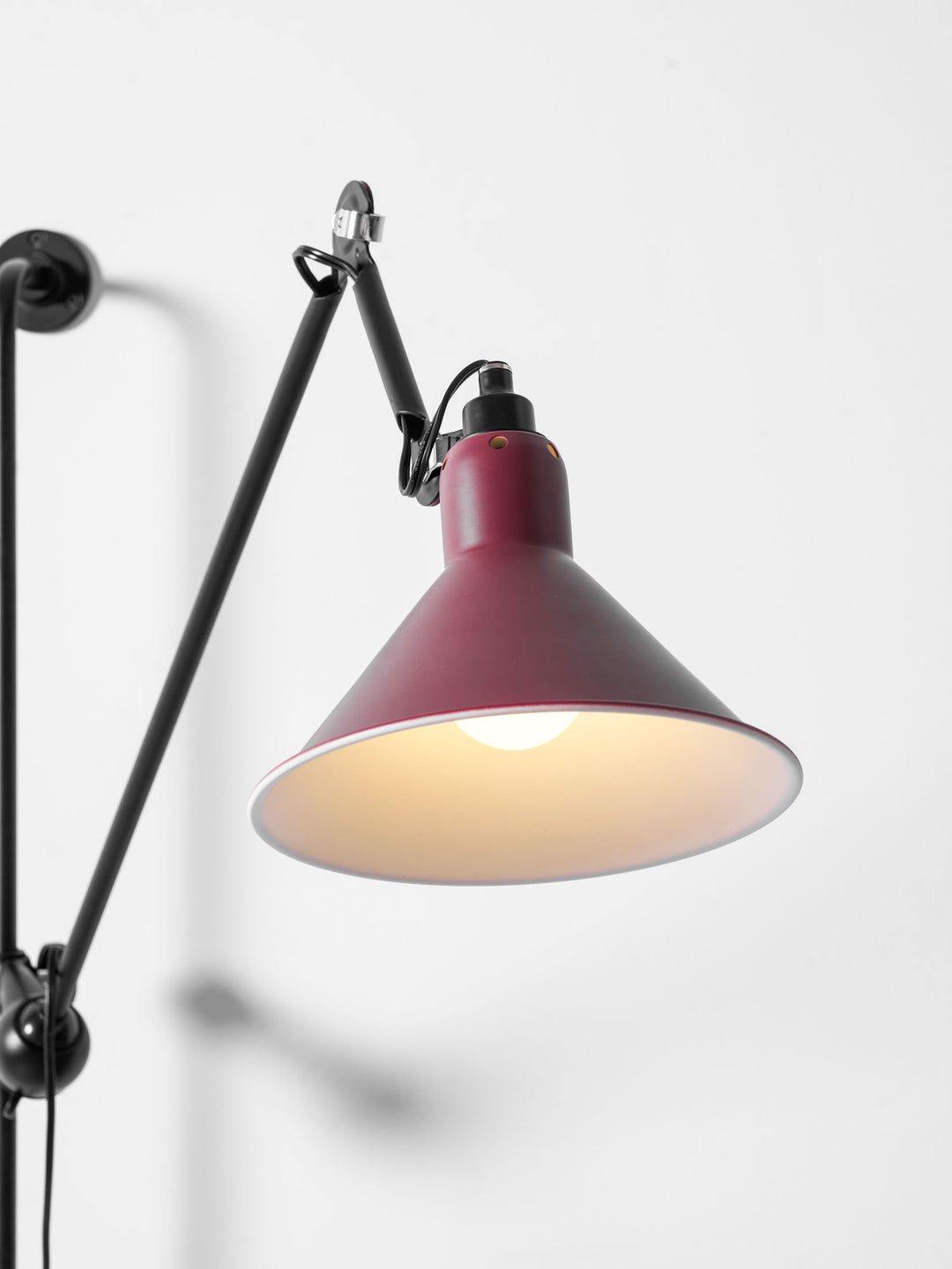 Support Frame Rocker Wall Lamp - Vakkerlight