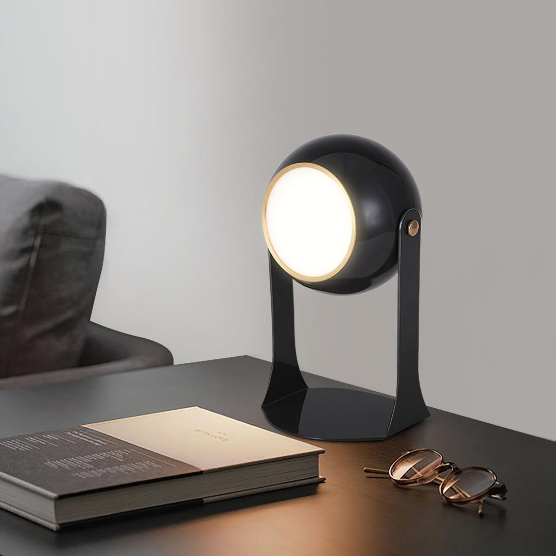 Svejk Built-in Battery Table Lamp - Vakkerlight