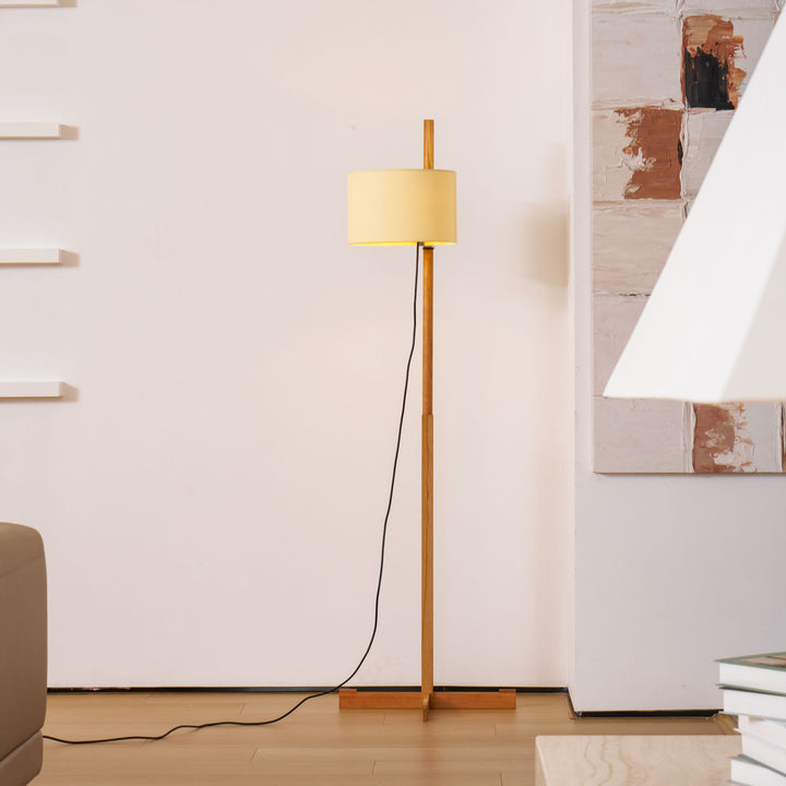 Svelte Silhouette Floor Lamp - Vakkerlight