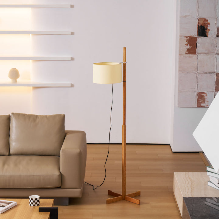 Svelte Silhouette Floor Lamp - Vakkerlight