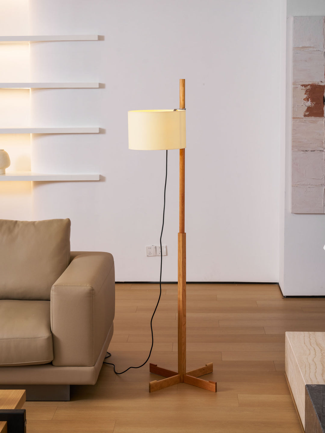 Svelte Silhouette Floor Lamp - Vakkerlight