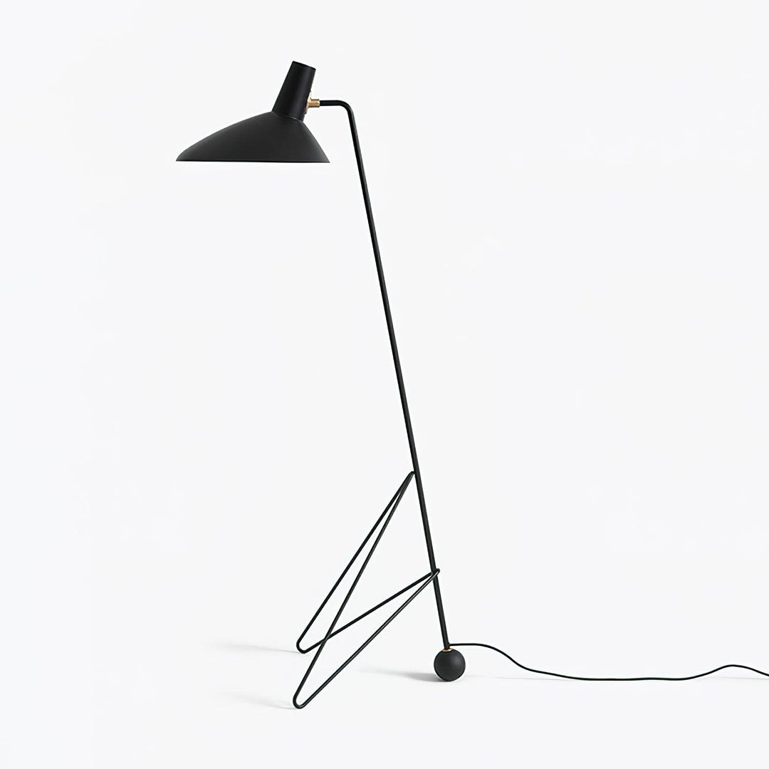 Svelte Noir Floor Lamp - Vakkerlight