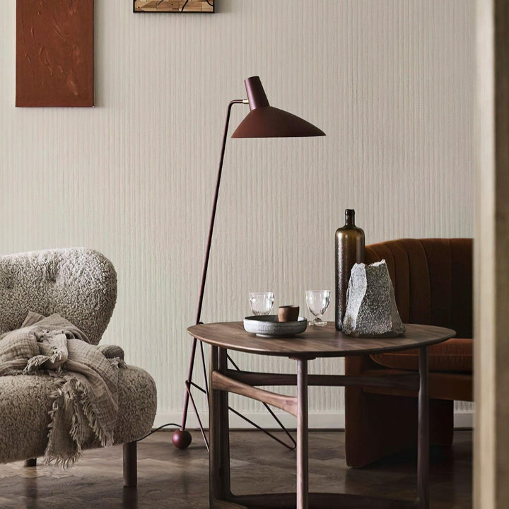 Svelte Noir Floor Lamp - Vakkerlight