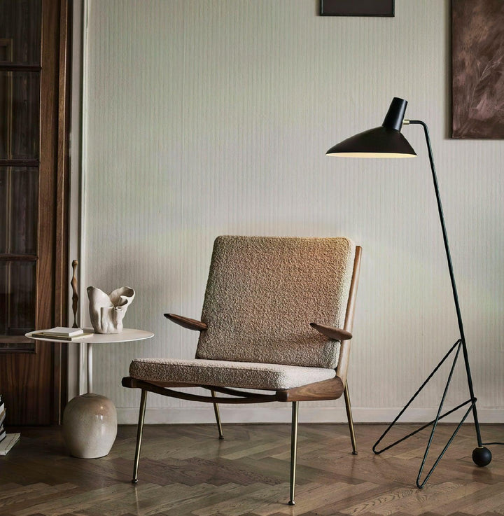 Svelte Noir Floor Lamp - Vakkerlight