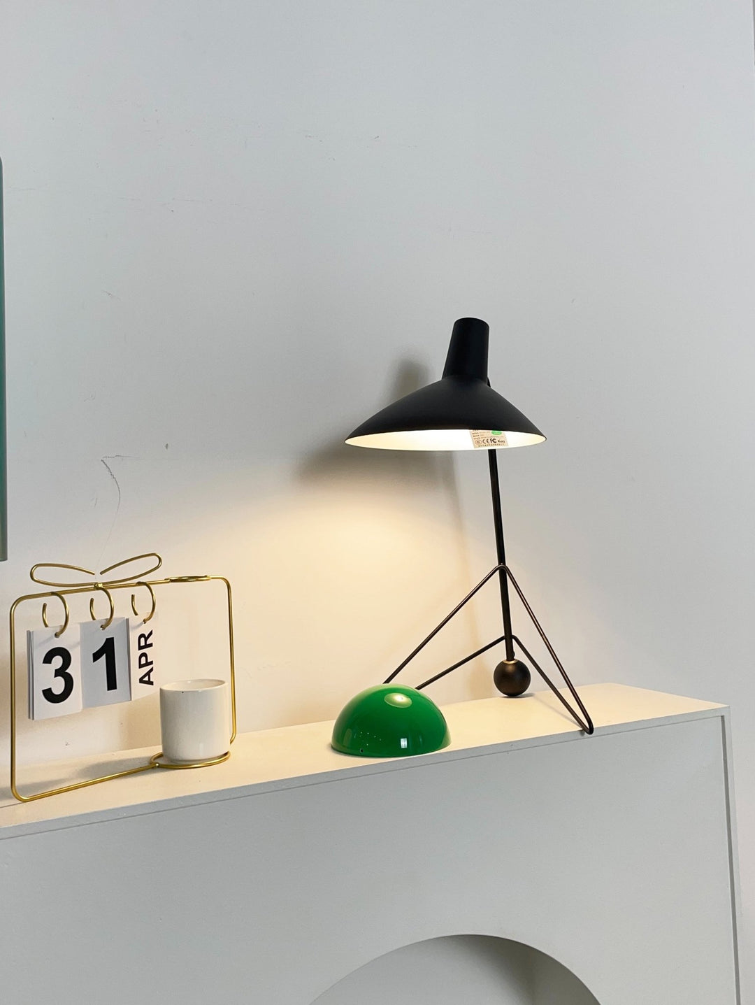 Svelte Noir Table Lamp - Vakkerlight