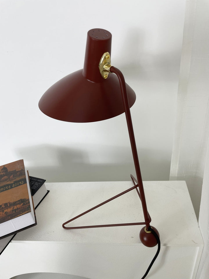 Svelte Noir Table Lamp - Vakkerlight