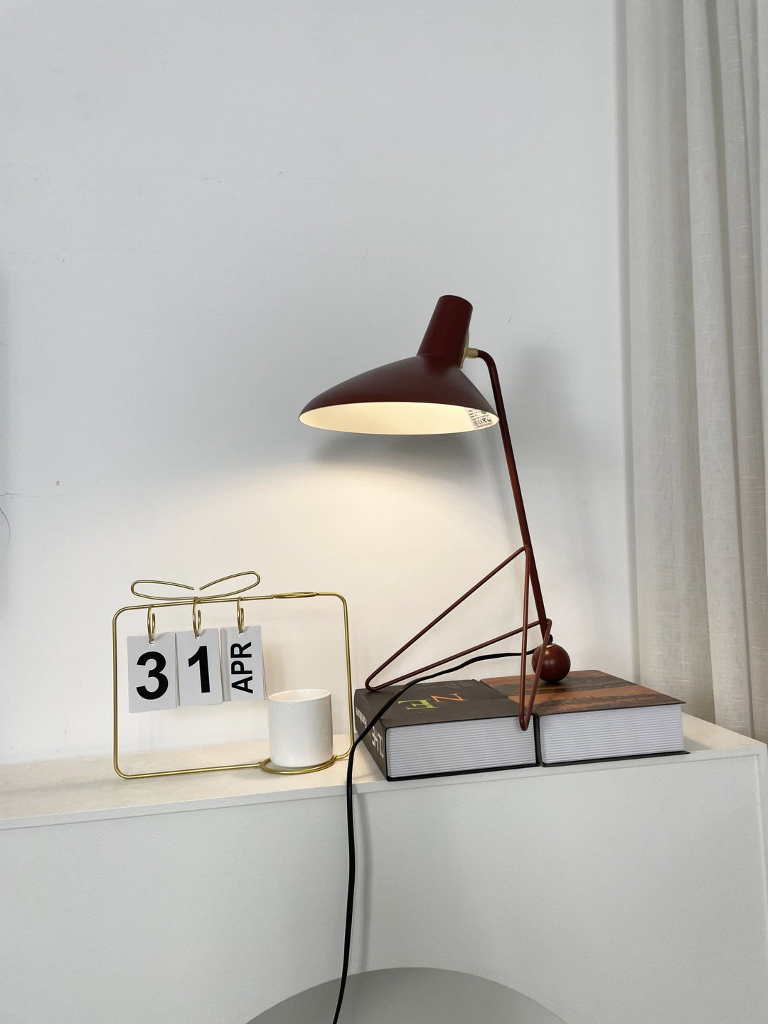 Svelte Noir Table Lamp - Vakkerlight