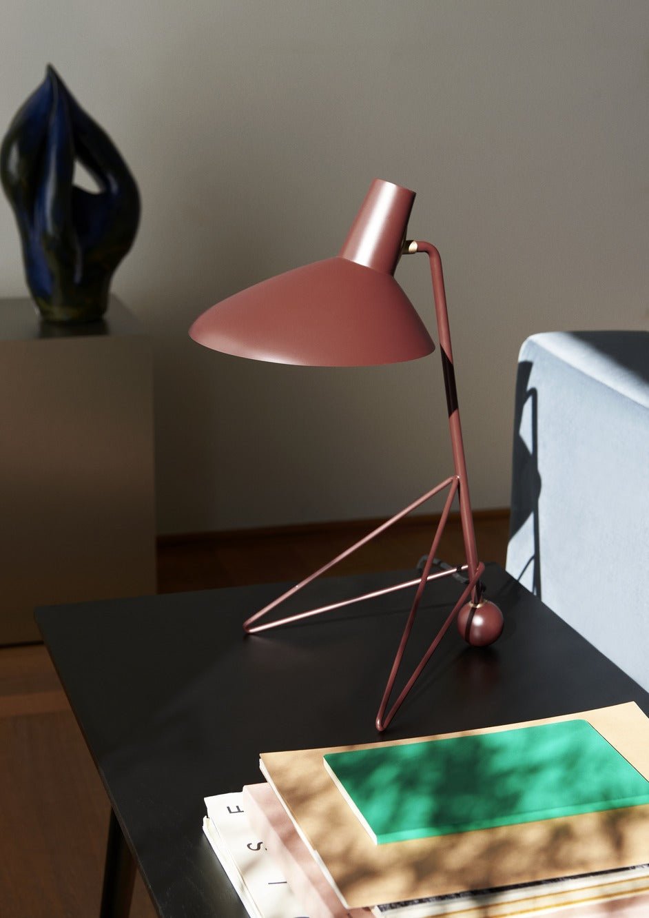 Svelte Noir Table Lamp - Vakkerlight