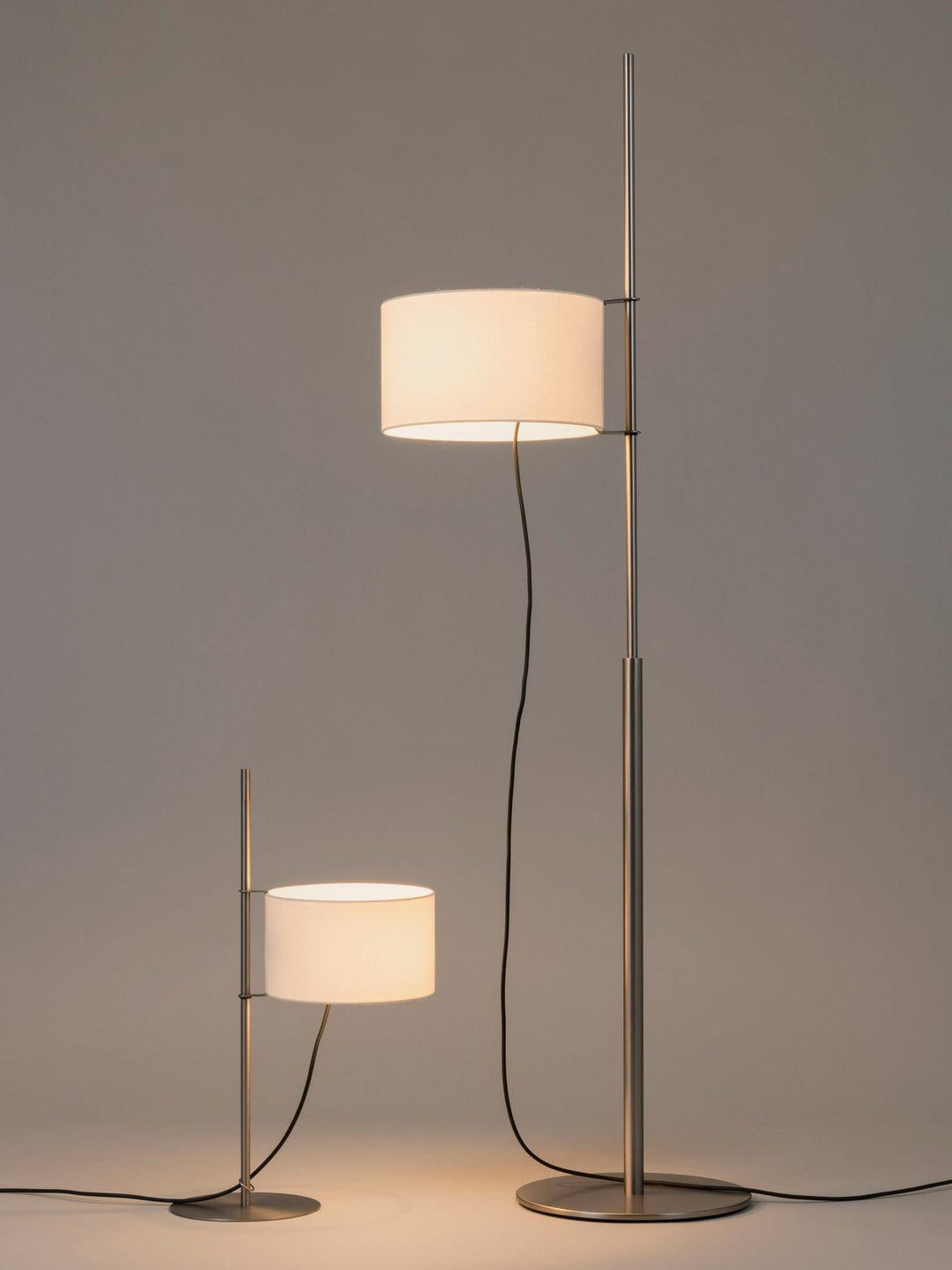 Svelte Silhouette Floor Lamp - Vakkerlight