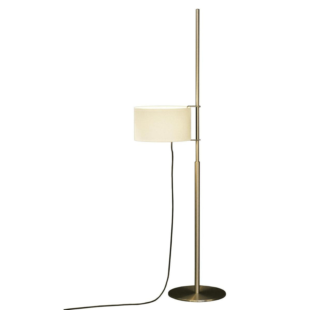 Svelte Silhouette Floor Lamp - Vakkerlight