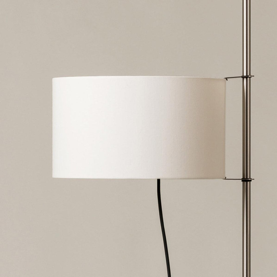 Svelte Silhouette Floor Lamp - Vakkerlight