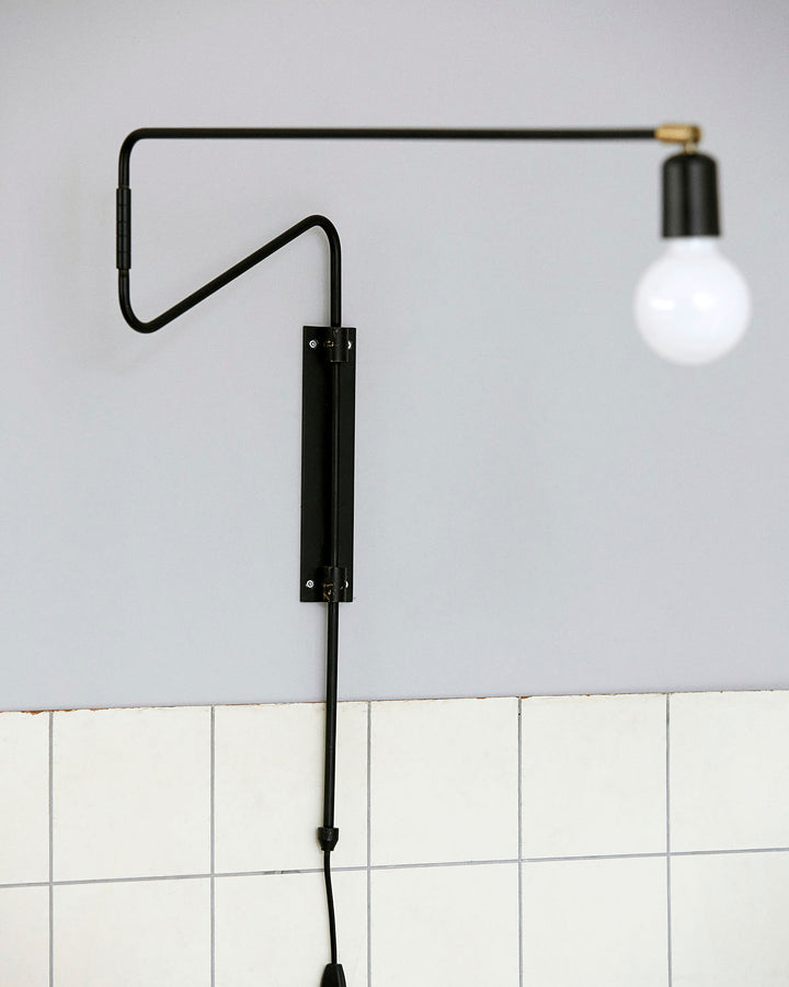 Swing Wall Lamp - Vakkerlight