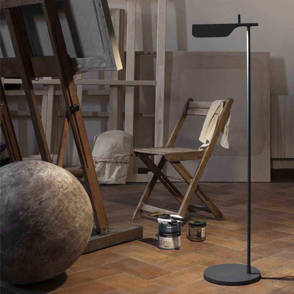 Pivot Ease Floor Lamp - Vakkerlight