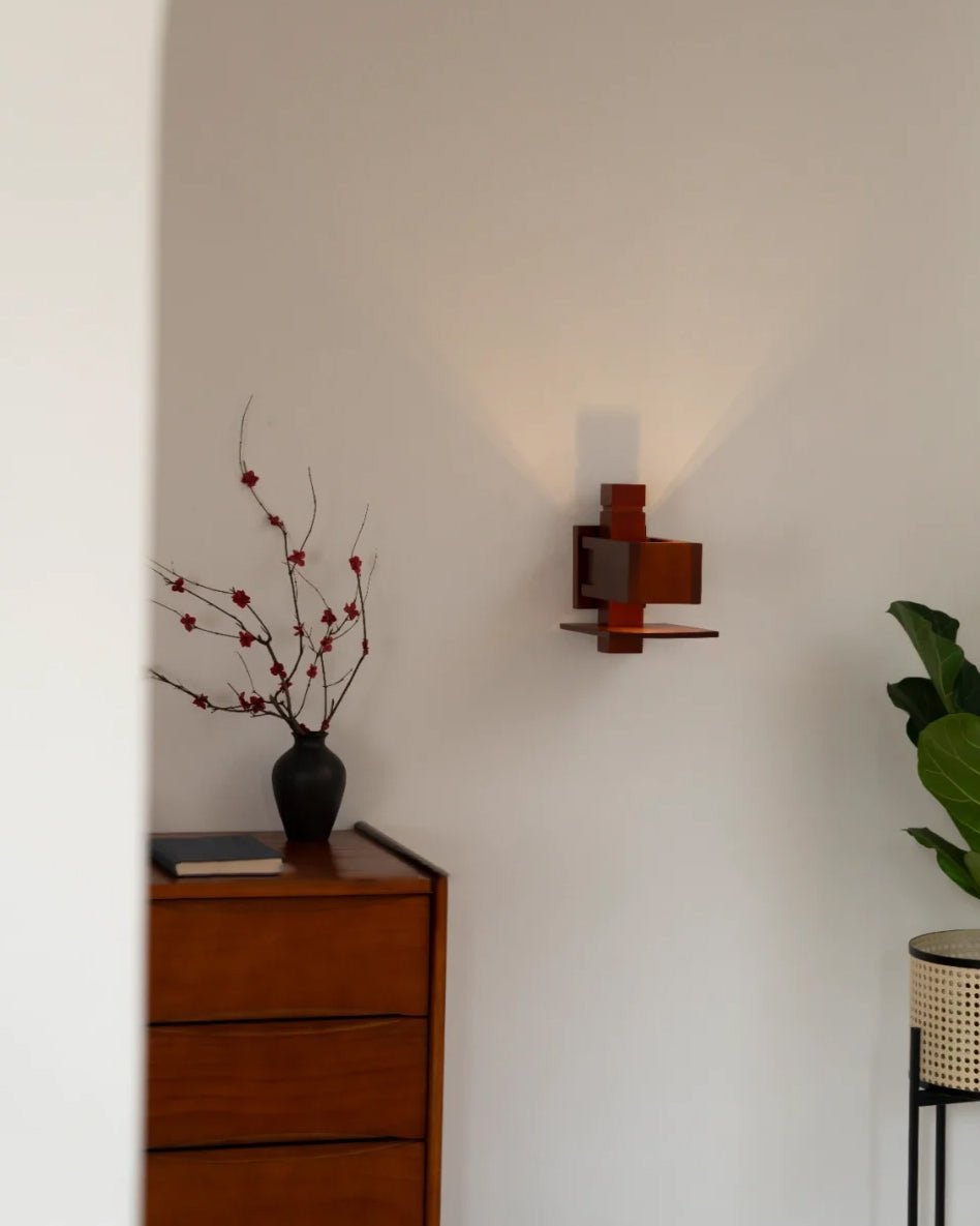 Taliesin Plug - in Wall Lamp - Vakkerlight