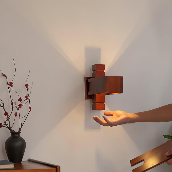 Taliesin Wall Lamp - Vakkerlight