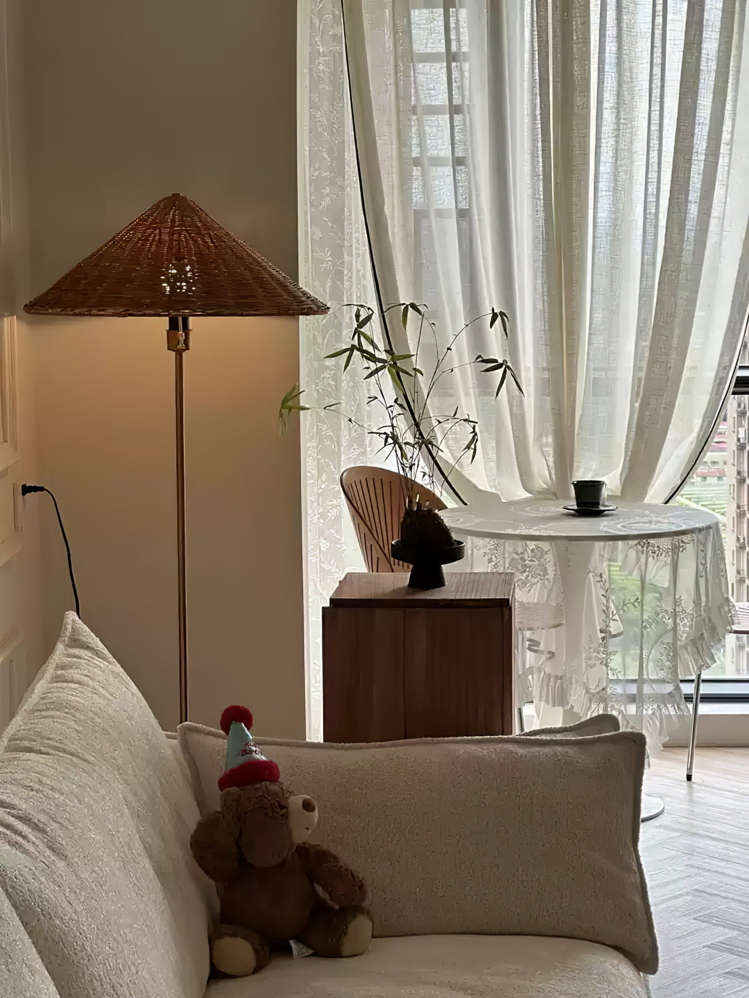 Tansu Floor Lamp - Vakkerlight