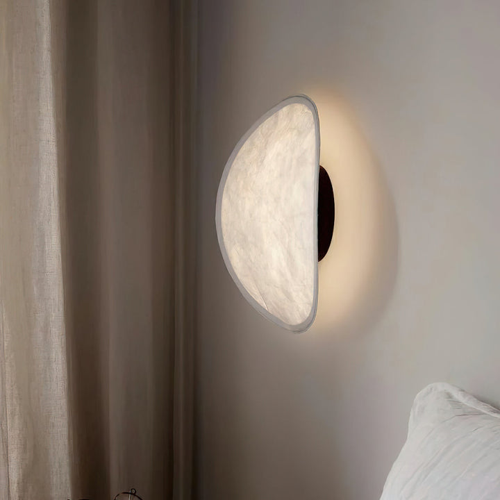 Tense Wall Lamp - Vakkerlight