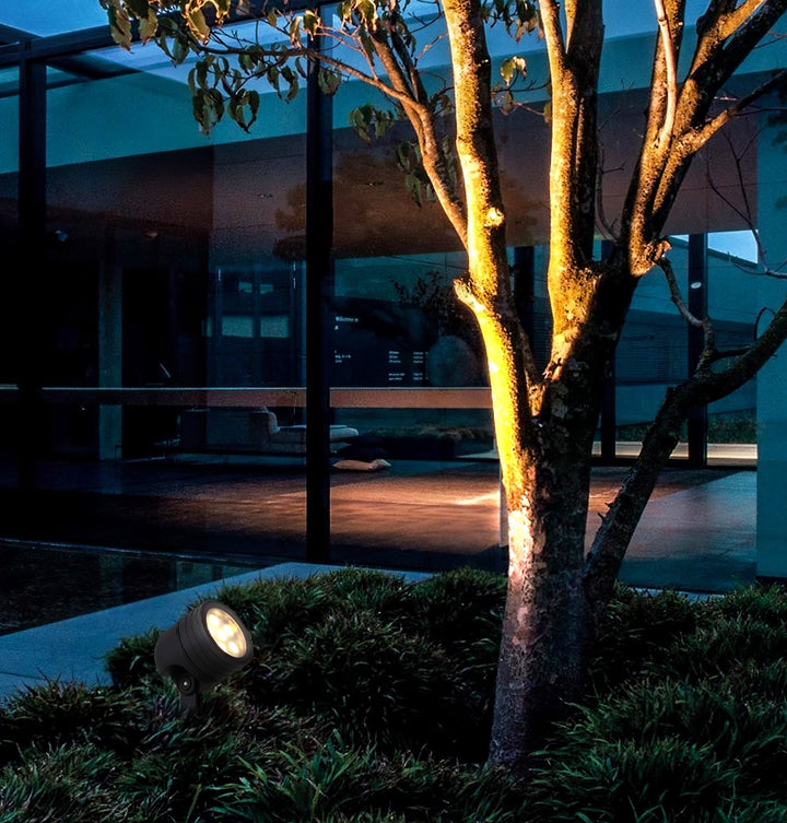 Terra Focus Outdoor Spot Light - Vakkerlight