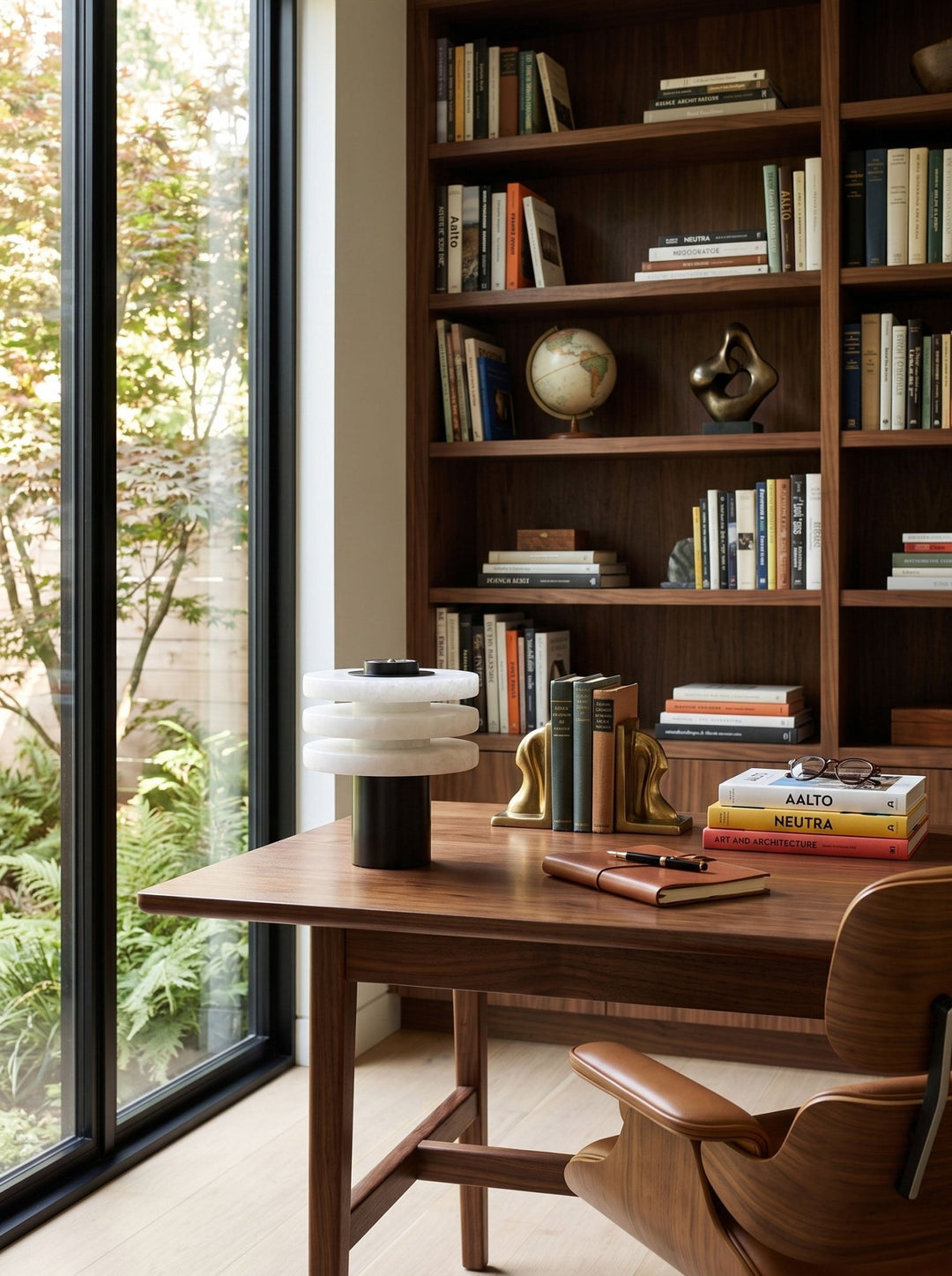 Tiered Obelisk Alabaster Table Lamp - Vakkerlight
