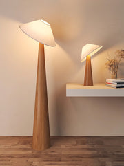 Tilt Hat houten vloerlamp