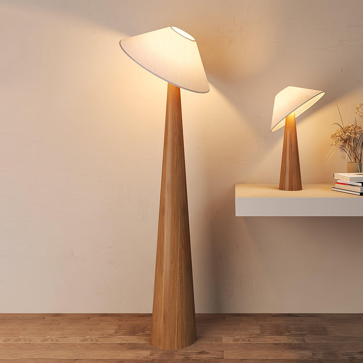 Tilt Hat Wooden Table Lamp - Vakkerlight