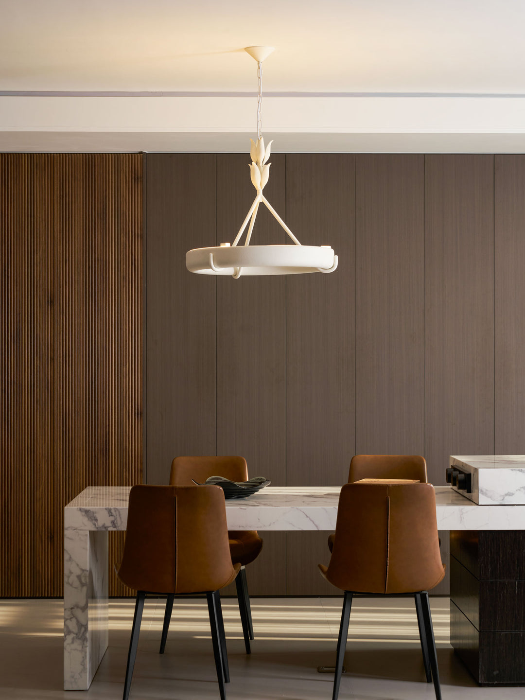 Tinsley Plaster Chandelier - Vakkerlight