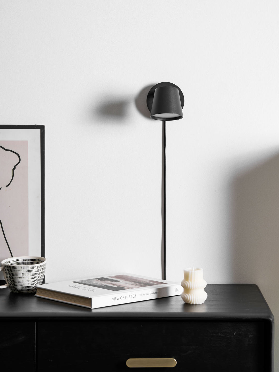 Tip Plug - In Wall Lamp - Vakkerlight
