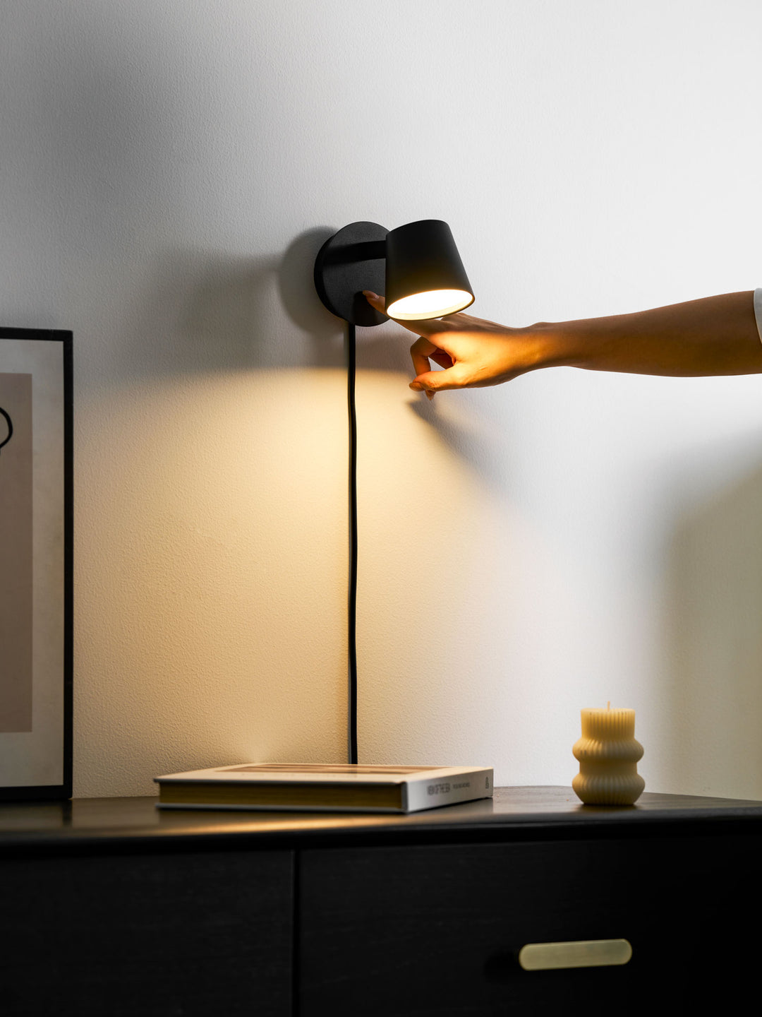 Tip Plug - In Wall Lamp - Vakkerlight