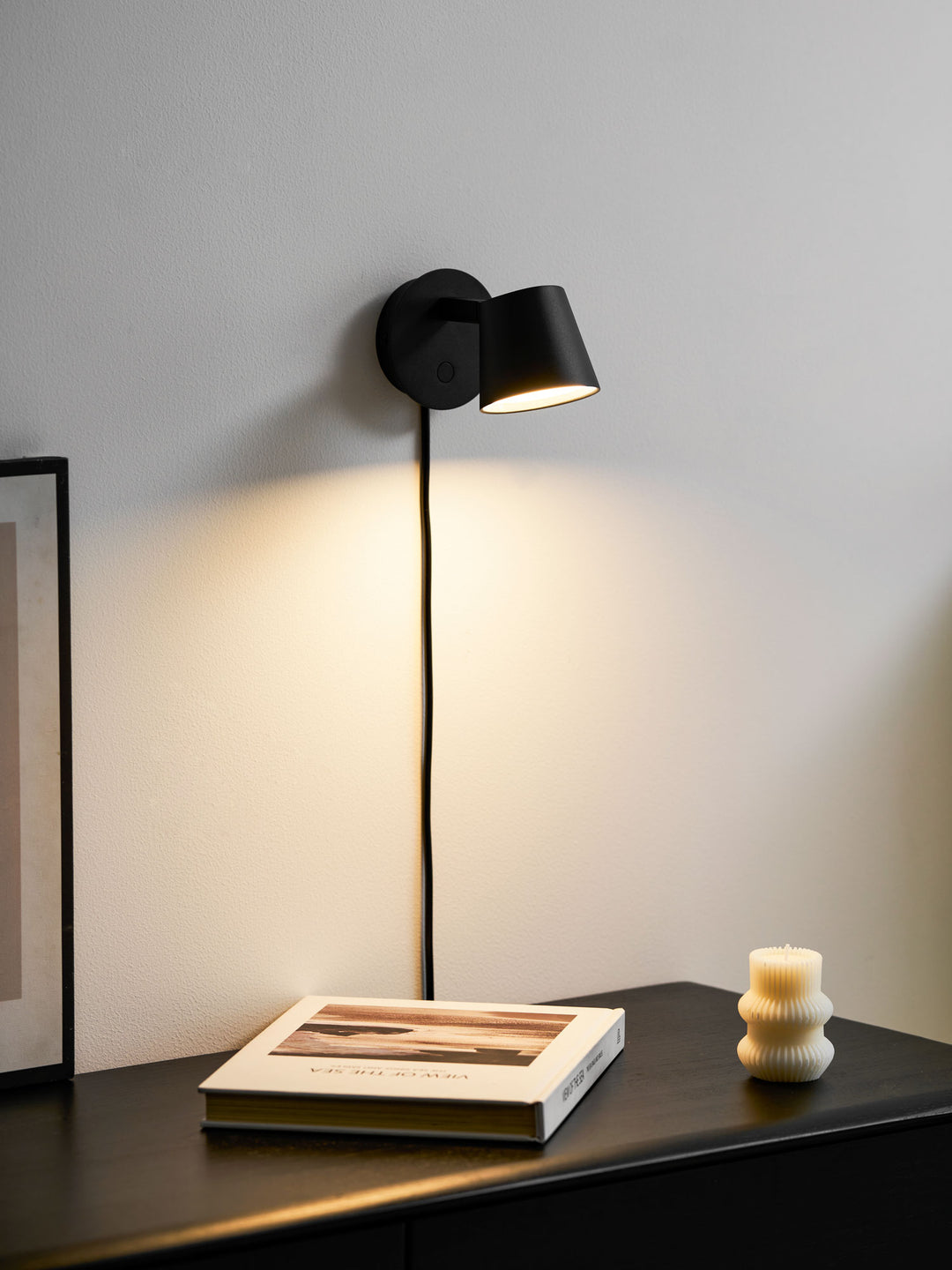 Tip Plug - In Wall Lamp - Vakkerlight