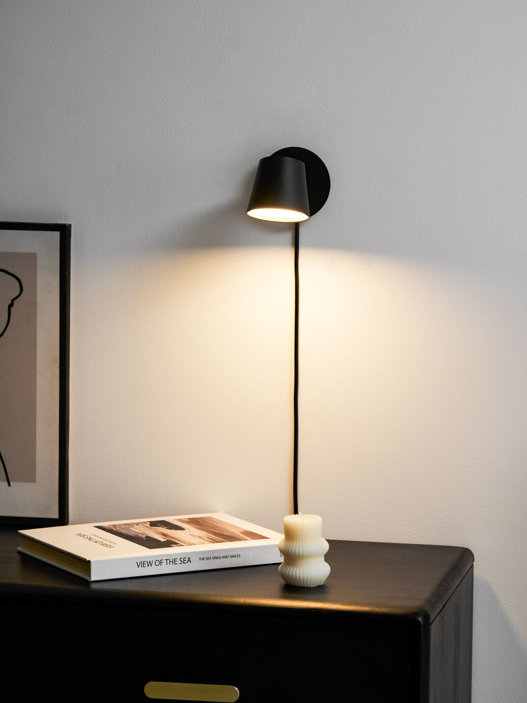 Tip Plug - In Wall Lamp - Vakkerlight