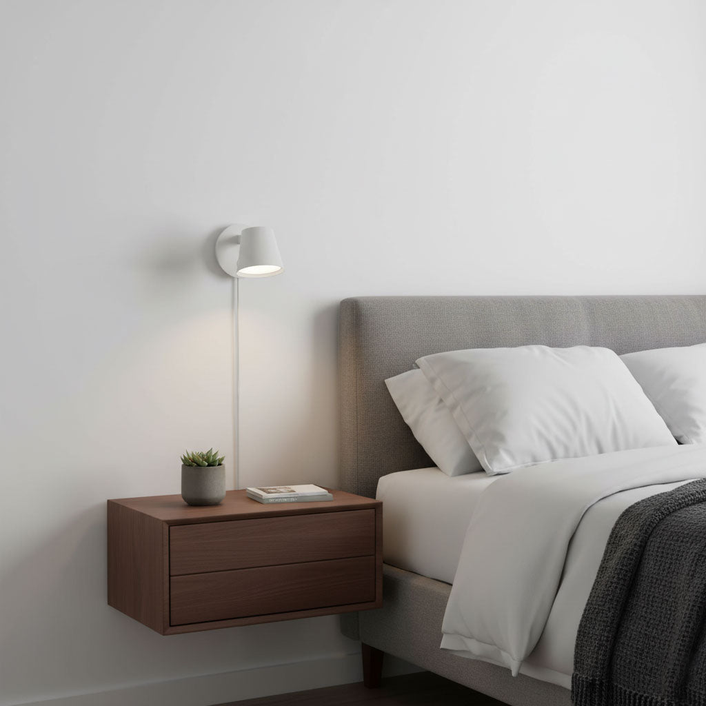 Tip Plug - In Wall Lamp - Vakkerlight