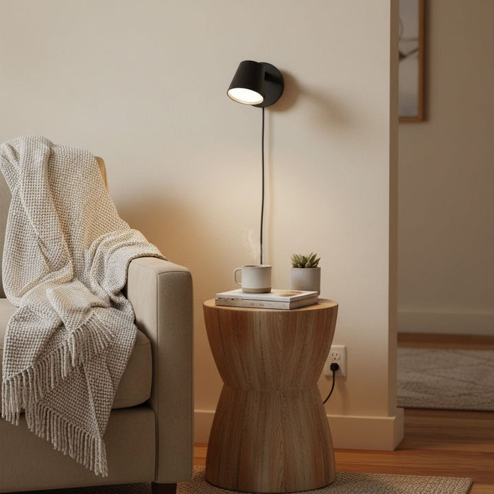 Tip Plug - In Wall Lamp - Vakkerlight