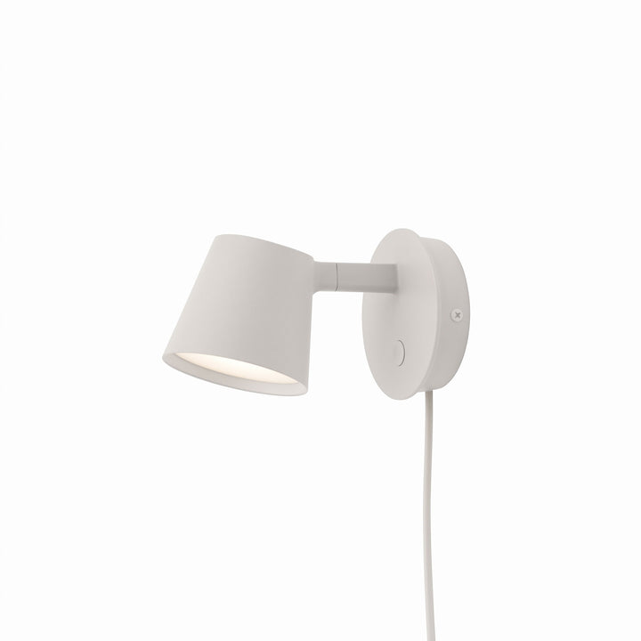 Tip Plug-In Wall Lamp - Vakkerlight