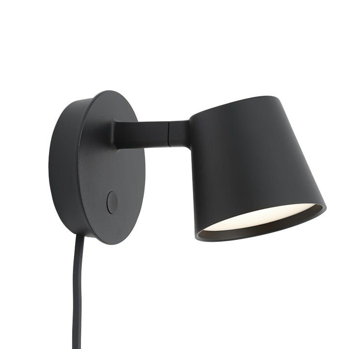 Tip Plug - In Wall Lamp - Vakkerlight