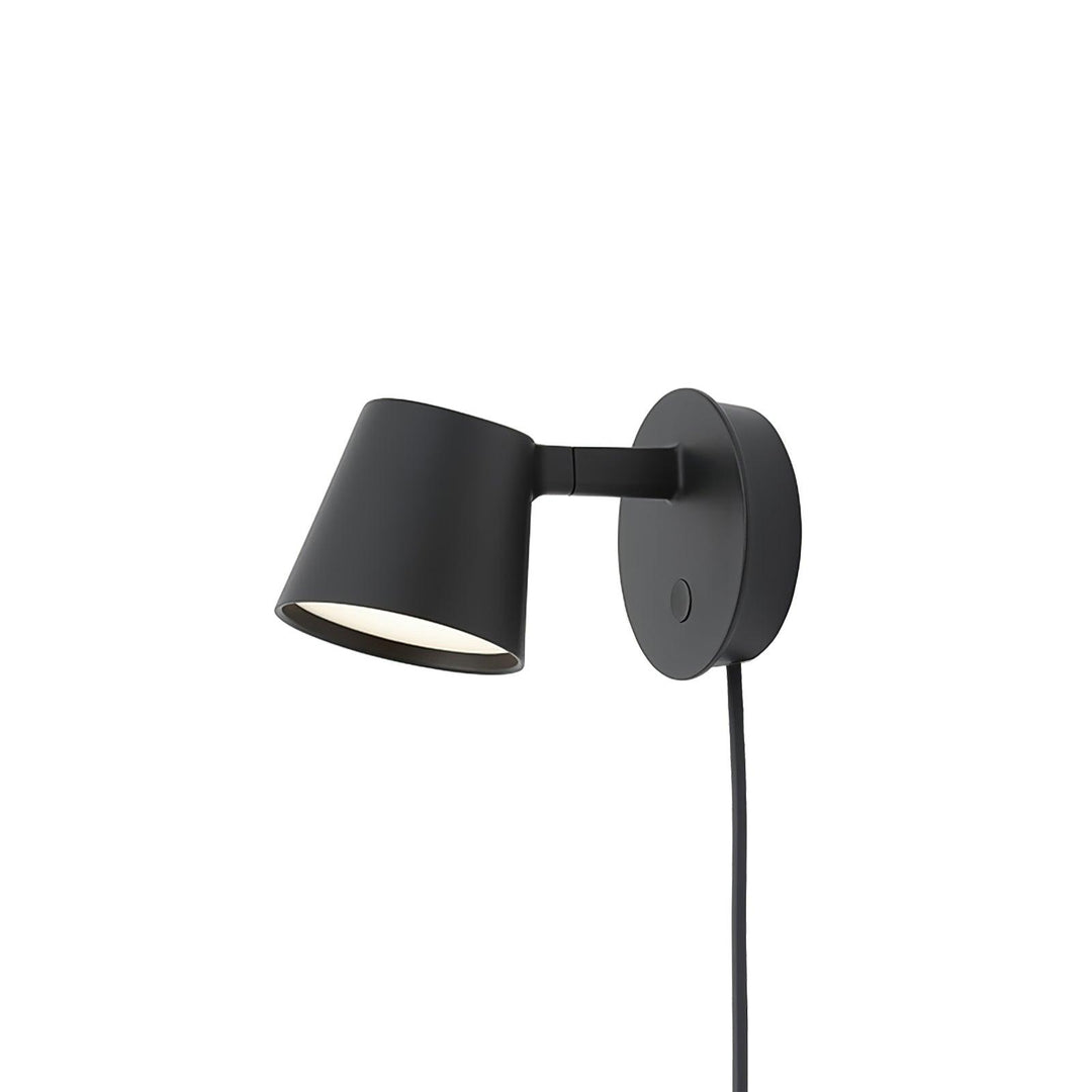 Tip Plug - In Wall Lamp - Vakkerlight