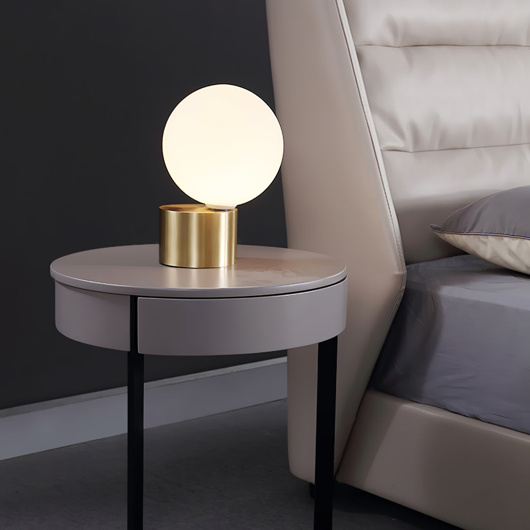 Tip of The Tongue Table Lamp - Vakkerlight