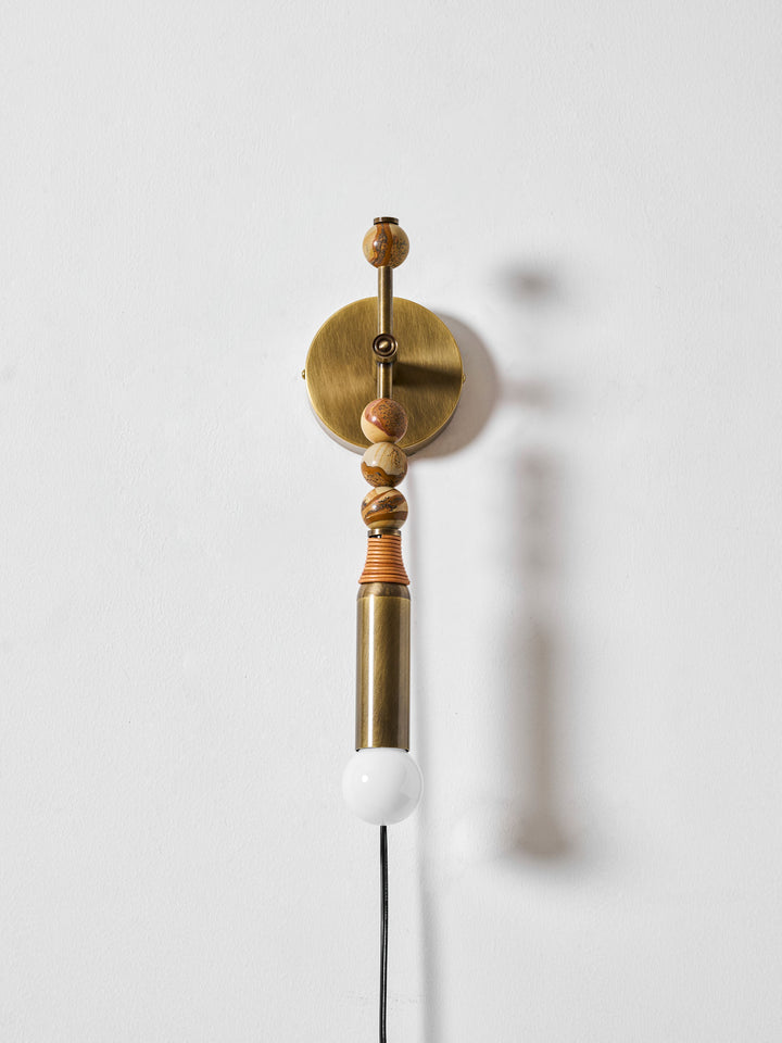 Toam Plug - in Wall Lamp - Vakkerlight