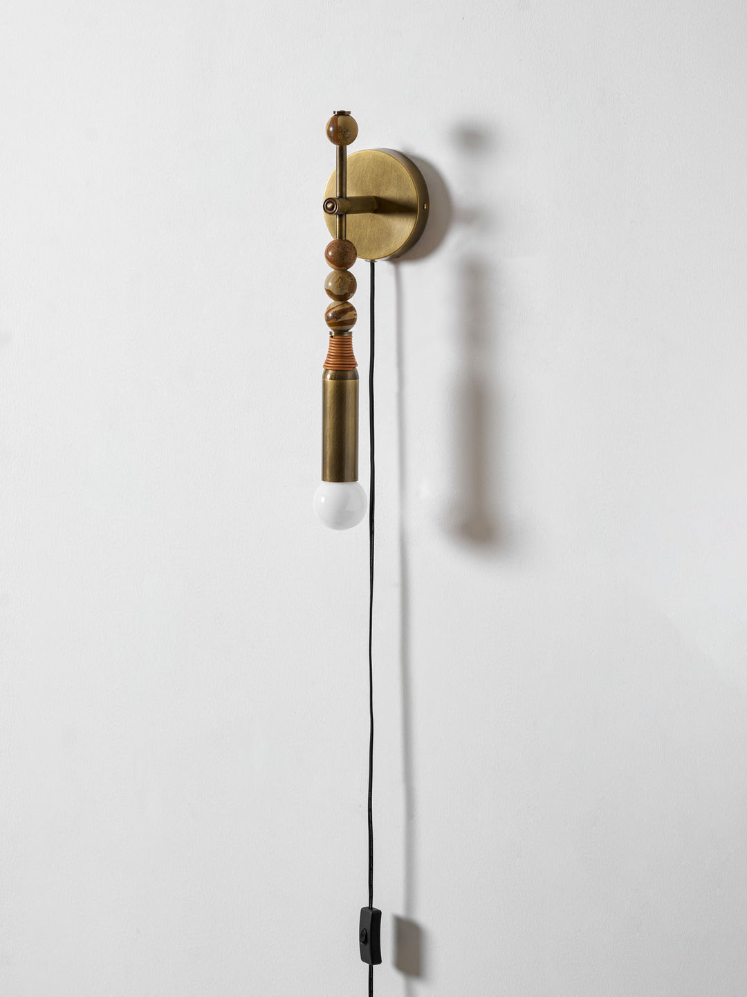 Toam Plug - in Wall Lamp - Vakkerlight