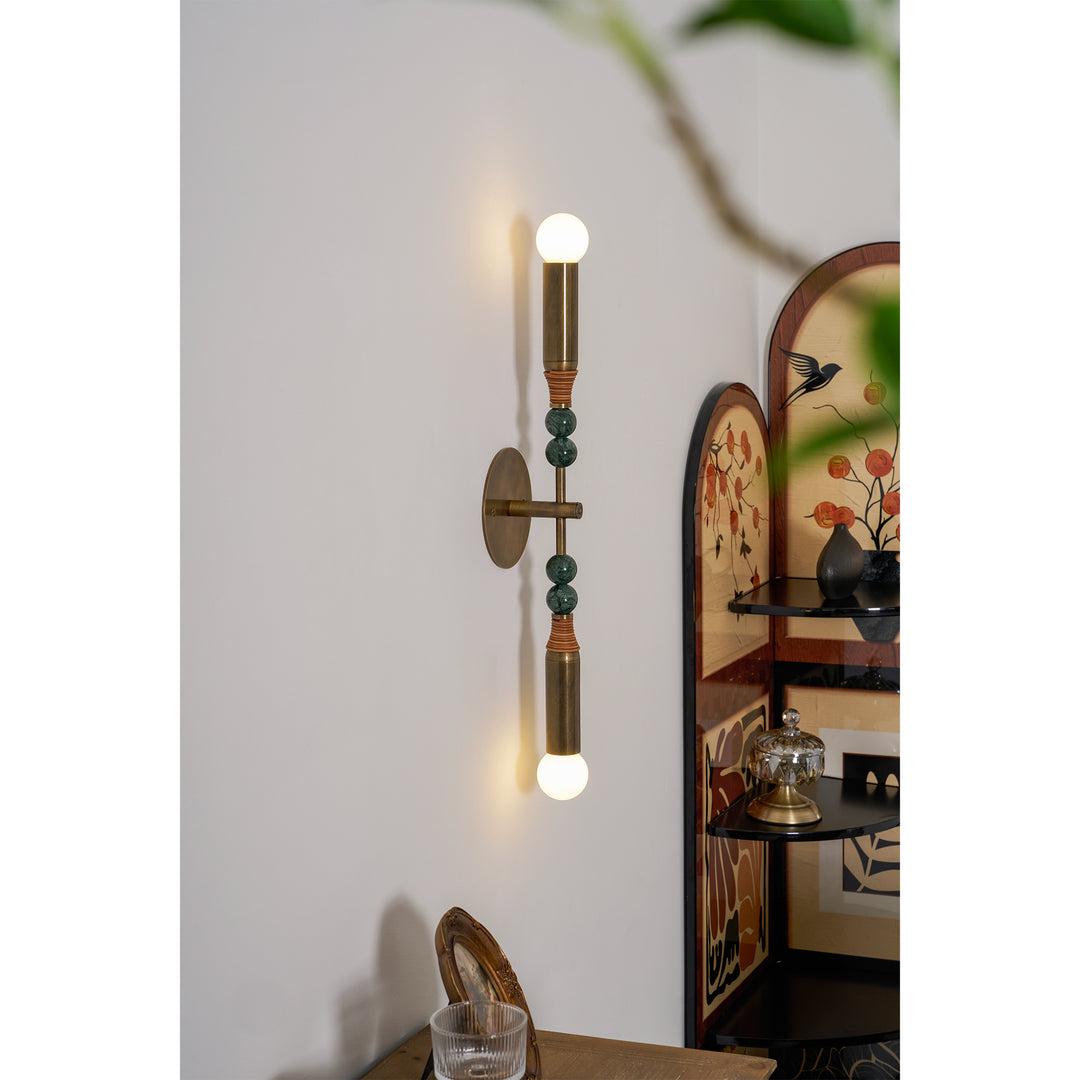 Toam Wall Lamp