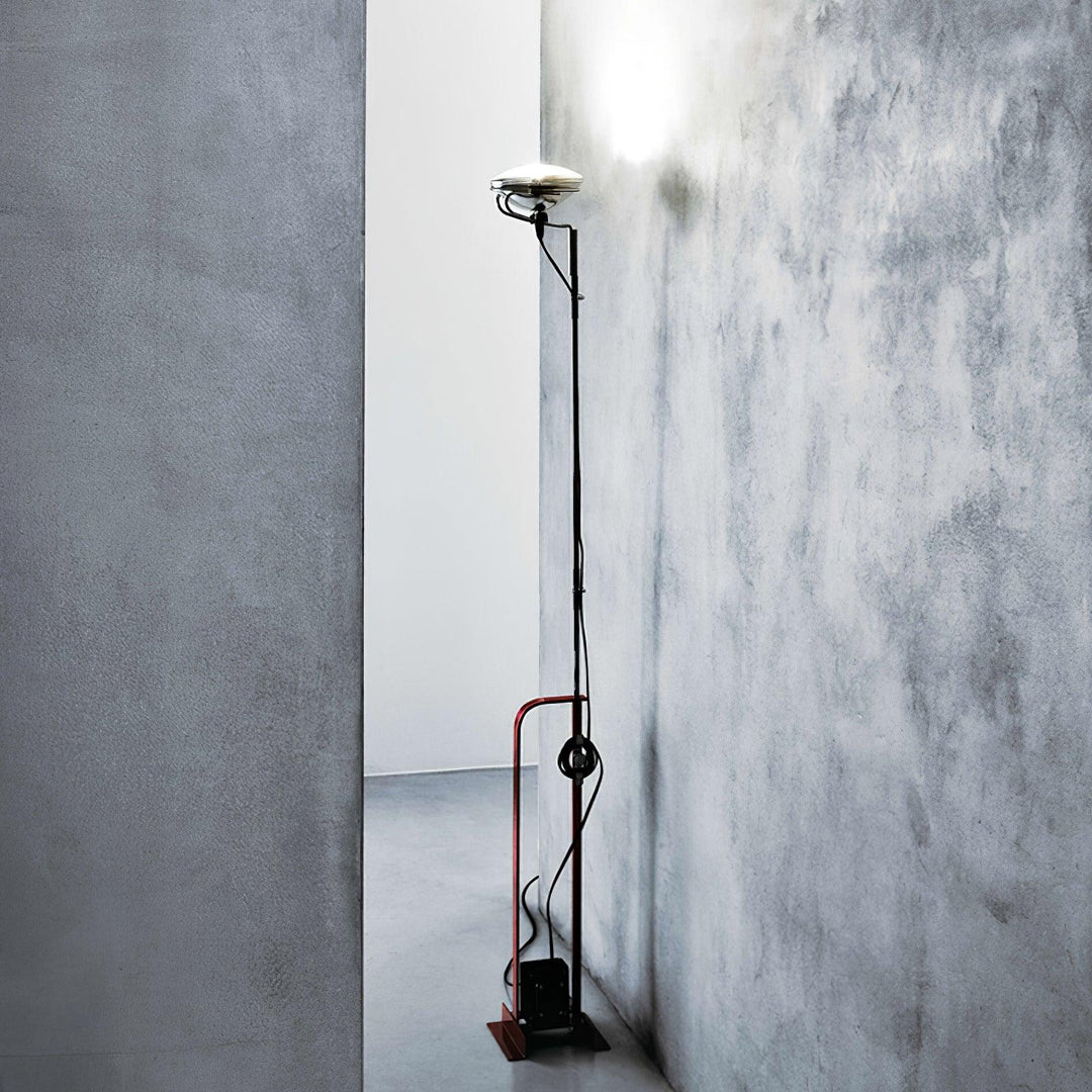 Toio Floor Lamp - Vakkerlight