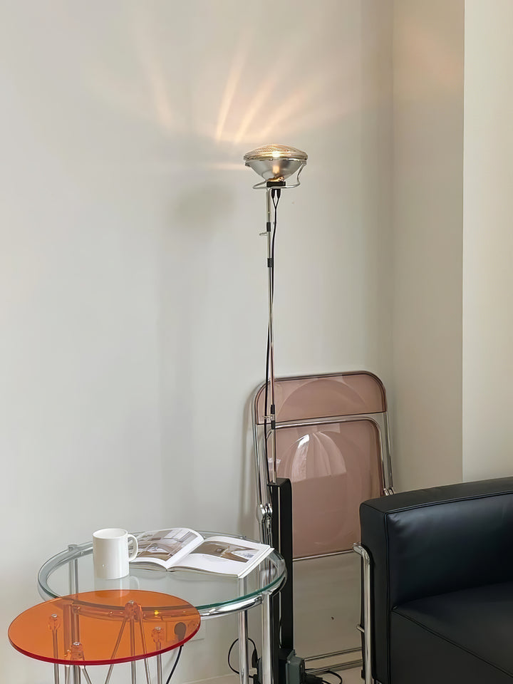 Toio Floor Lamp - Vakkerlight