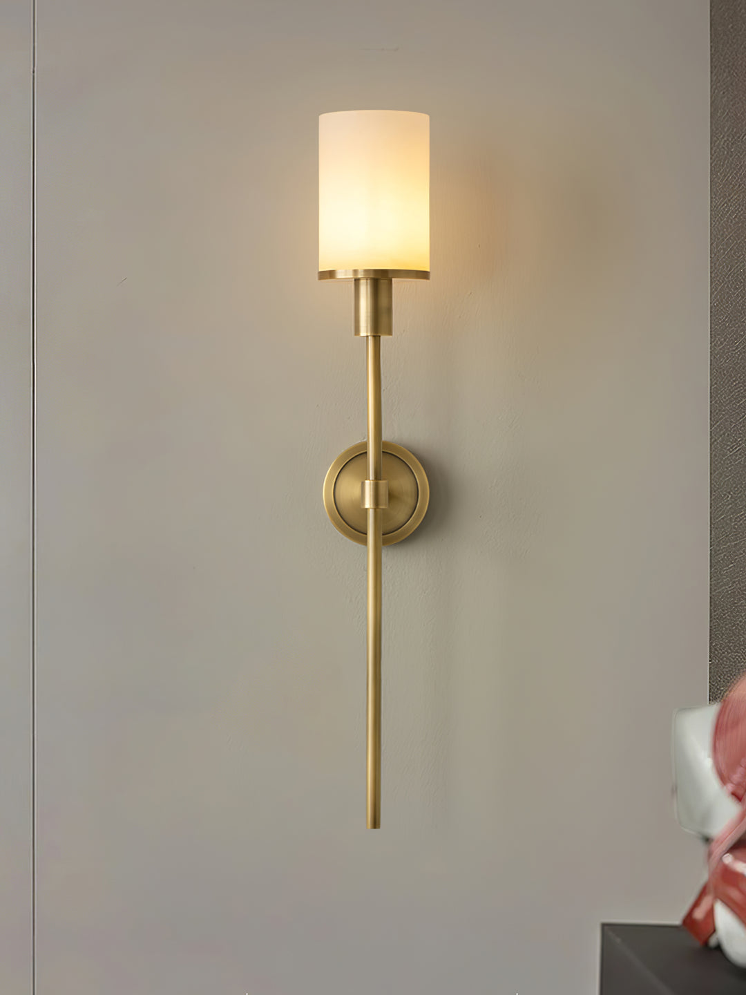 Tracie Classic Sconce - Vakkerlight