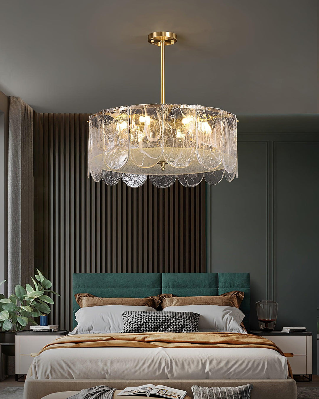 Traditional Classic Metal Glass Chandelier - Vakkerlight