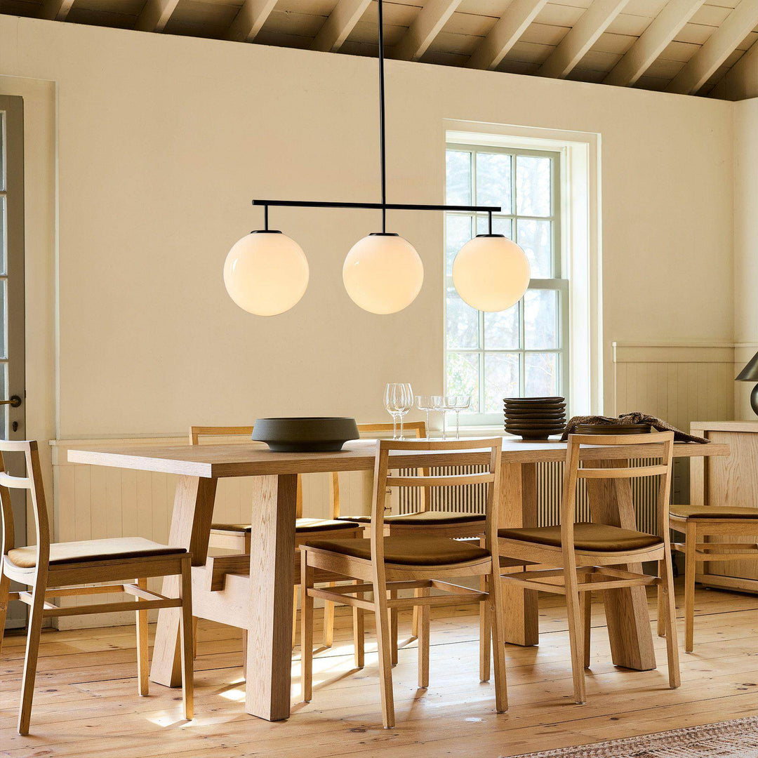 Trilo Globe Pendant Light - Vakkerlight