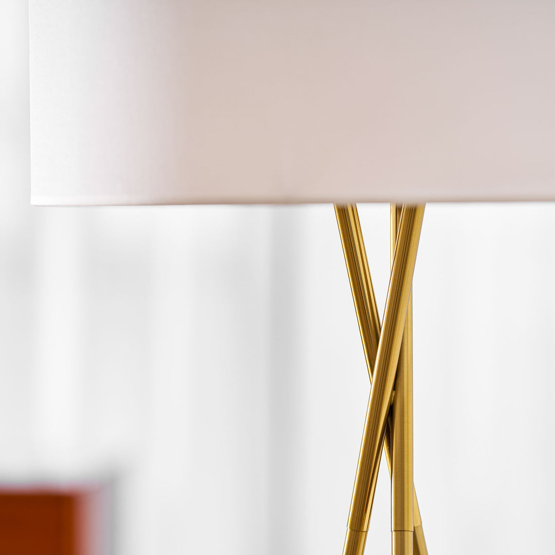 Tripod Grace Floor Lamp - Vakkerlight