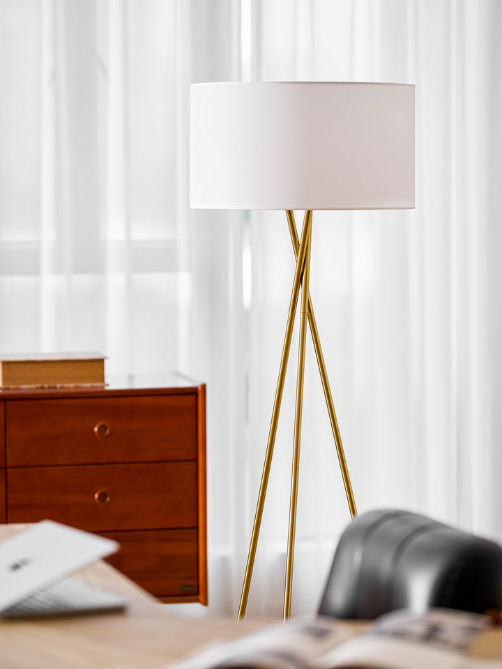 Tripod Grace Floor Lamp - Vakkerlight