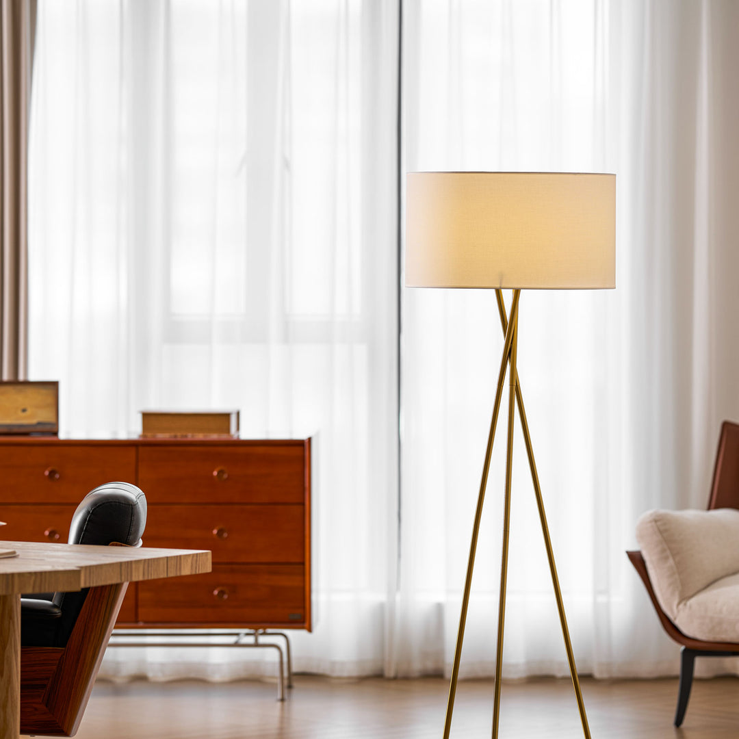 Tripod Grace Floor Lamp - Vakkerlight