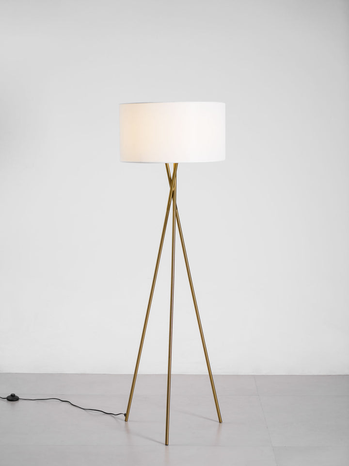 Tripod Grace Floor Lamp - Vakkerlight