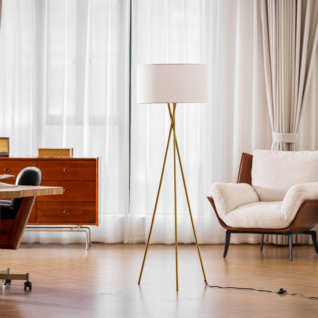 Tripod Grace Floor Lamp - Vakkerlight